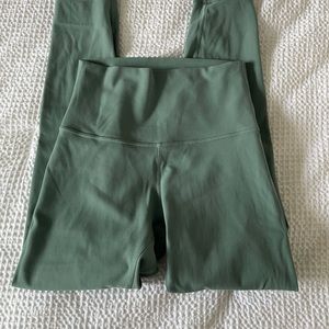 25 inch tidal teal aligns